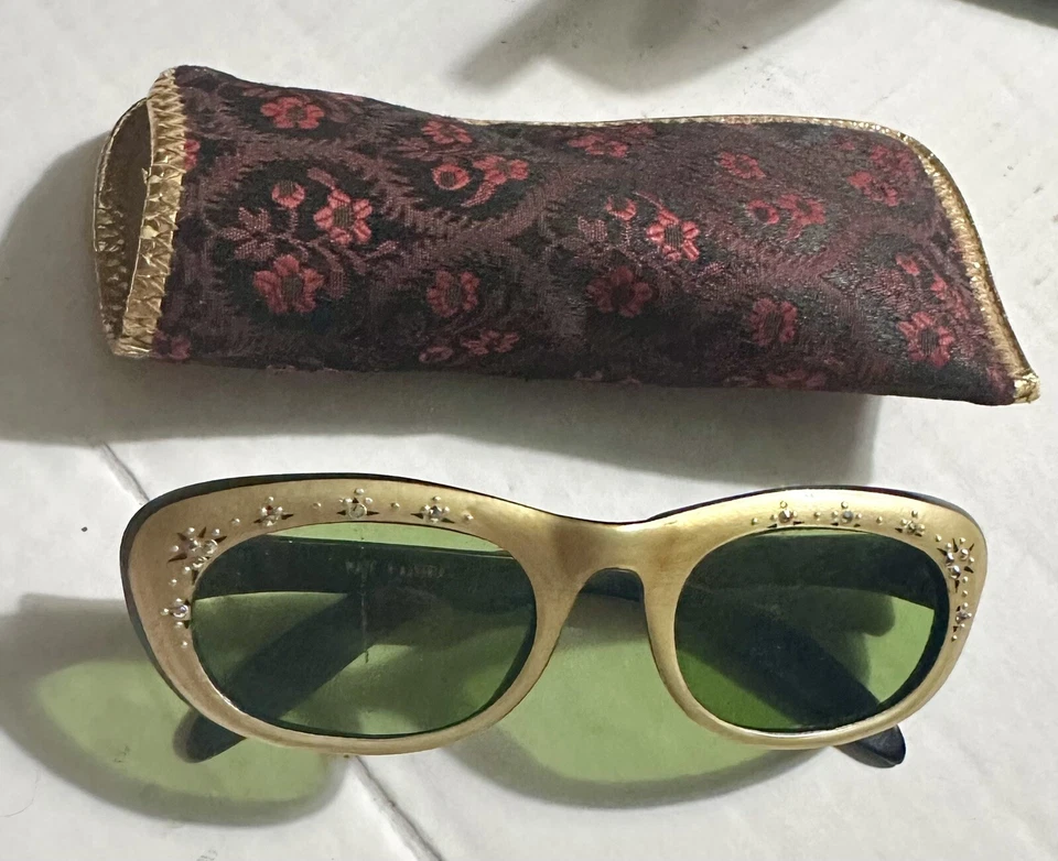 Vintage 1950s Etched Rhinestones Cat Eyes Sunglasses w/Case (As-Is) Gold/Black — 第 2/4 张图片