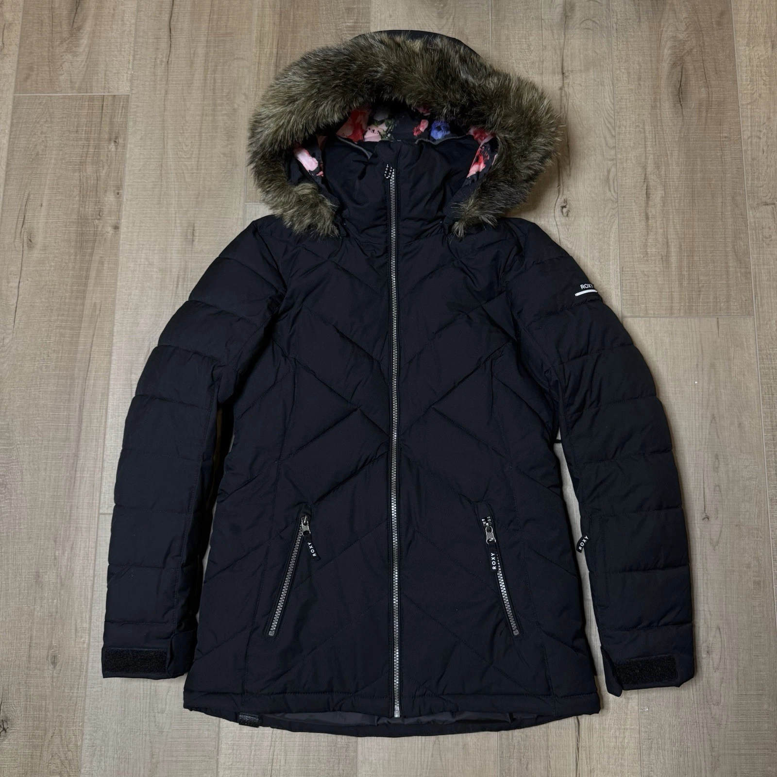 Roxy Quinn Insulated Snow Ski Jacket Women’s Small Black Waterproof Hooded Fur
