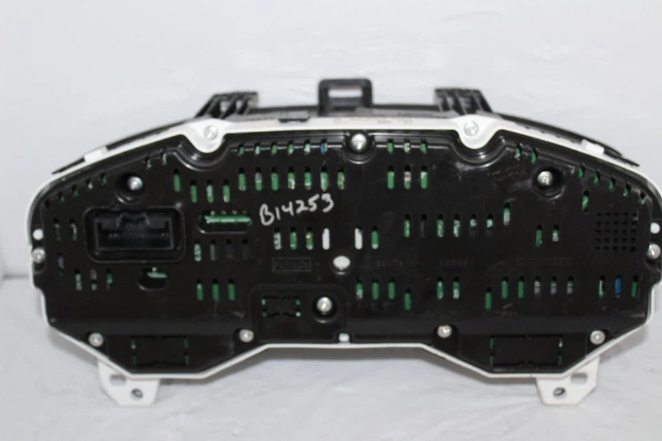 Speedometer Instrument Cluster Dash Panel Gauges 2014 Ford Fusion 58,149 Miles - Image 2 of 4