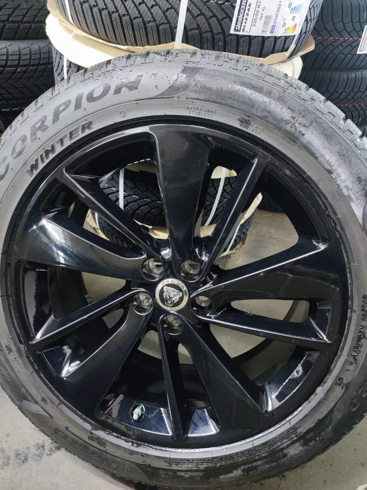 20 Zoll Winterräder original Jaguar F-Pace Winterreifen inkl. RDK Sensoren - Bild 2 von 4