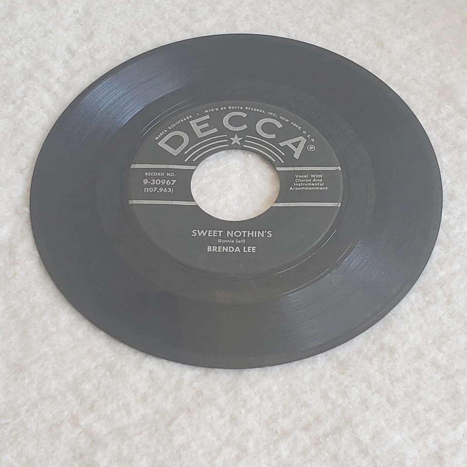 Brenda Lee 45RPM Weep No More My Baby & Sweet Nothin's Decca - Image 2 of 2