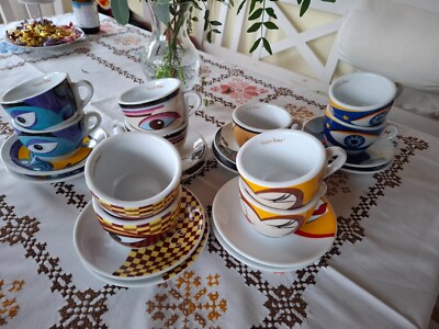 11 Cappuccino-Tassen Porzellan mit Untertasse ''free time''