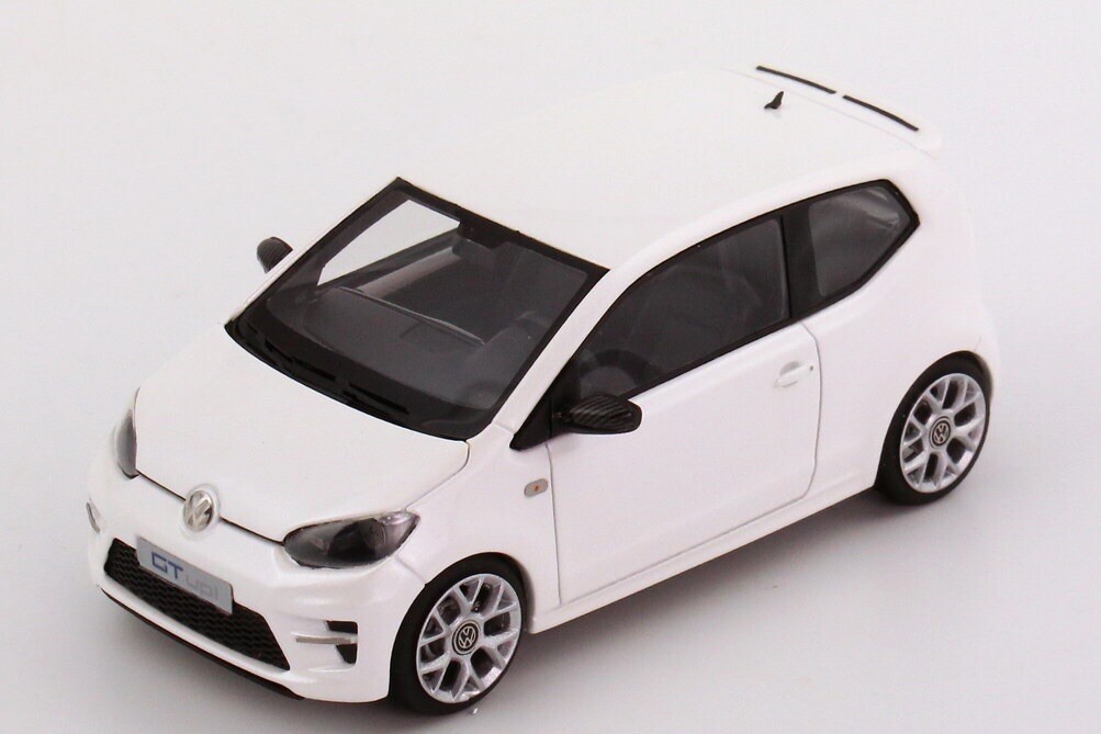 Volkswagen up! 1:43 ミニカー 1S4099300B7W Amazon | △超希少！ミニカー特注 1/43 Volkswagen UP 赤