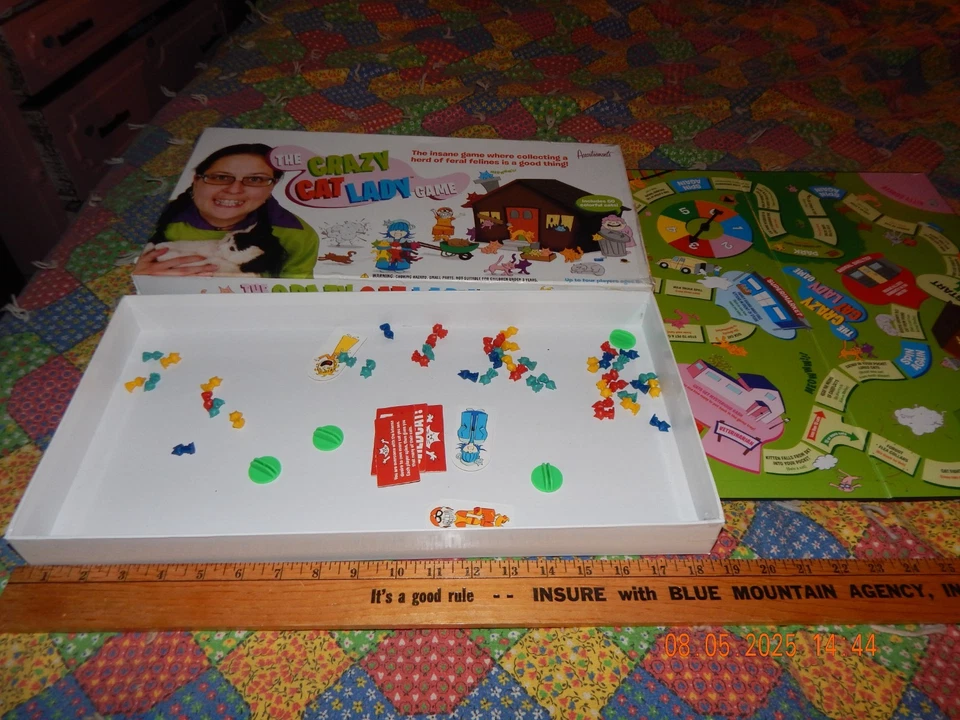 Accoutrements , The Crazyat Lady Game - Complete , 2008 - Image 2 of 3