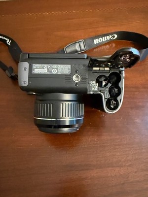 Canon PowerShot SX10 IS Digital Camera 20x Zoom - Bundle - Flip