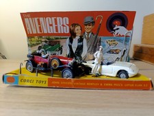 Corgi Gift Set 40: The Avengers *rare late issue in original box*