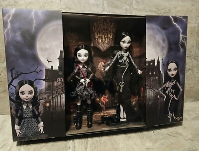Monster High Skullector ADDAMS FAMILY Two-Pack NEW Morticia & Wednesday Mattel