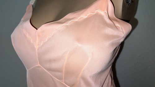 Vintage Nylon Full Slip by Mistra Size 36 Bright Neon pink/peach lingerie - Picture 6 of 10