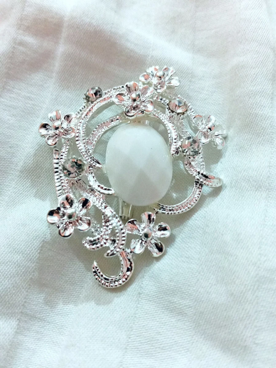 Small Rhinestone Flower Silver-color Pearl Brooches for Women Brooch Pins  Jewelry Accessories