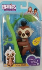 WowWee Fingerlings Interactive Toy Brown Baby Sloth Kingsley NEW