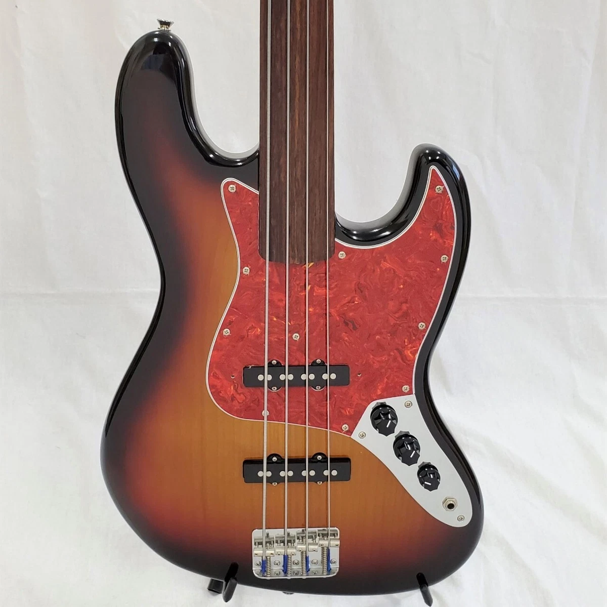 Fender Japan JB62FL 3TS Fretless Jazz Bass 3 Tone Sunburst MIJ 1990s, m3110