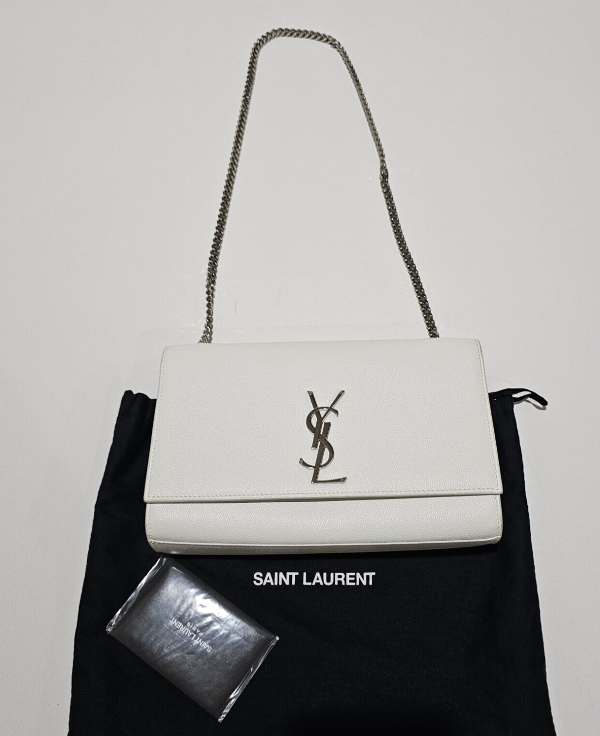 Borsa media Saint Laurent YSL bianca Grain De Poudre con ferramenta argento