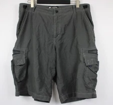 KUHL Gray Climbing And Hiking Cargo Shorts Size XL / W 40 Zip Fly