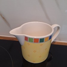 CUTE VILLEROY AND BOCH TWIST ALEA LIMONE CREAMER MILK JUG