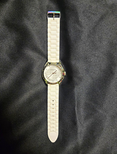 Coach Women's Analog Quartz Wristwatch Silver Dial White Rubber Strap 30mm 