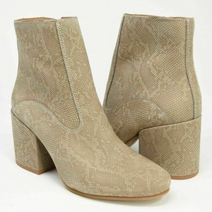 lucky brand rainns bootie