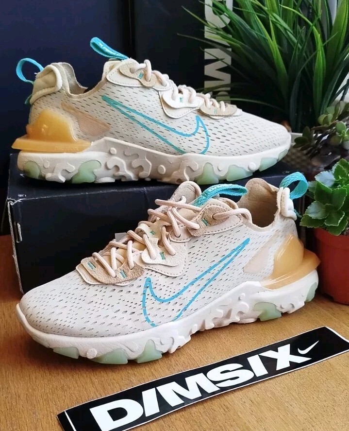 Nike React Vision Cream Turquoise unisex Trainers