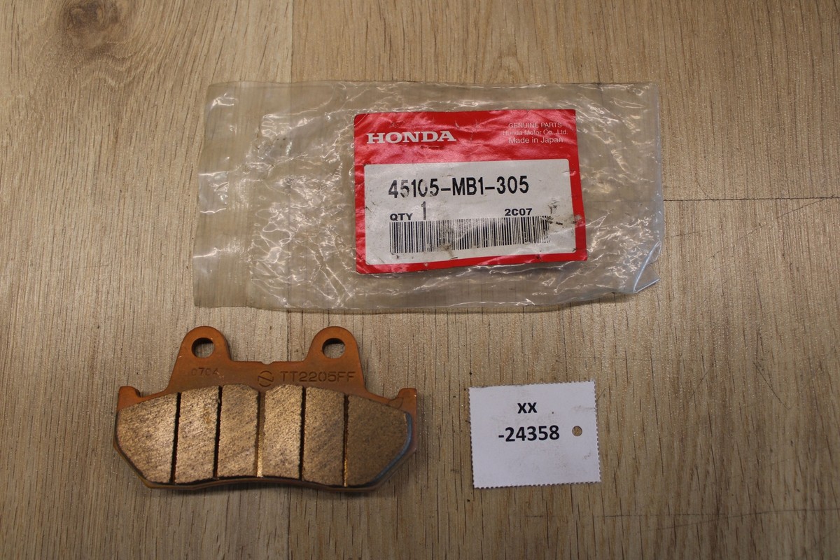 Honda 45105-MB1-305 Pad Comp NOS NEU genuine xx24358 | eBay.de