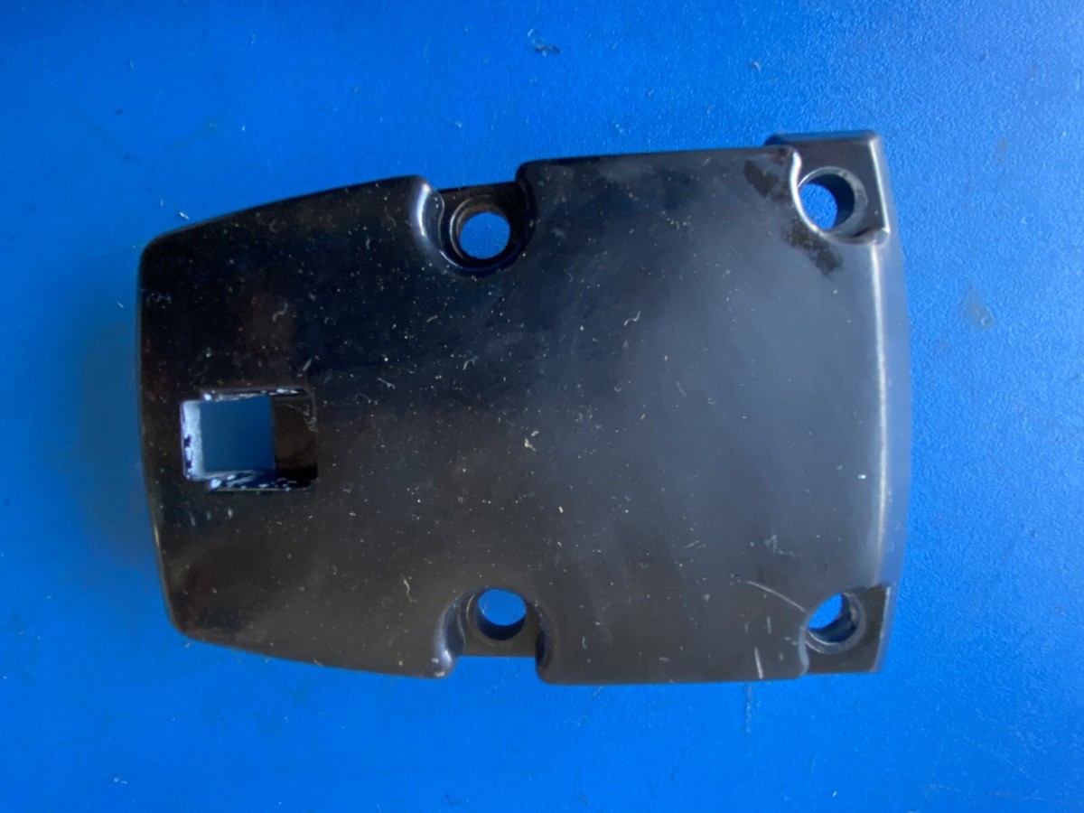 Mercruiser Alpha I Gen II Sterndrives Top Cover Assembly 828692A1