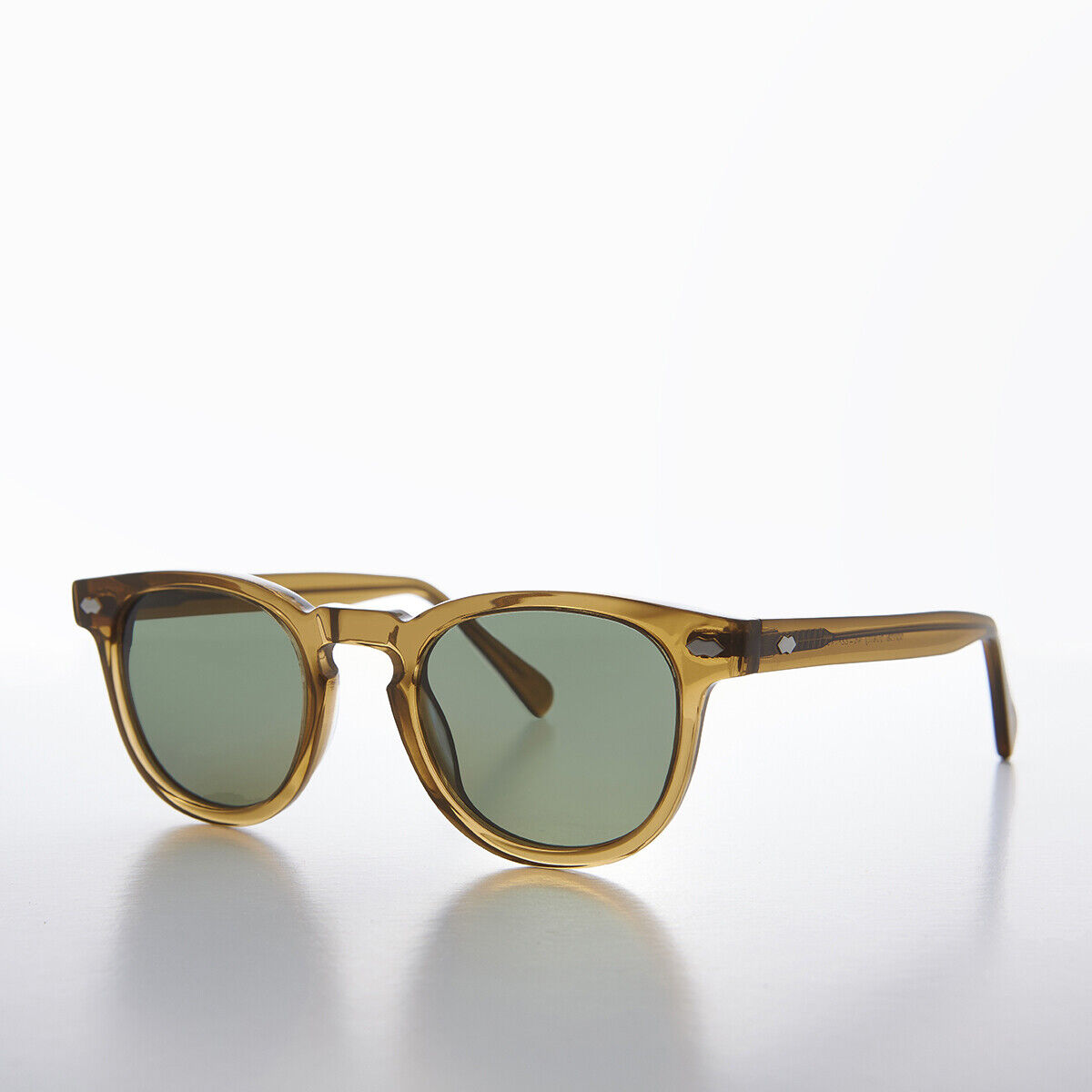 Square Horn Rim Sunglasses Amber / Polarized Green Lens Square Horn Rim Sunglasses Amber / Polarized Green Lens