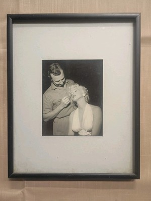 Marilyn Monroe 1954 Post Card 7 Year Itch With Bruno Bernard