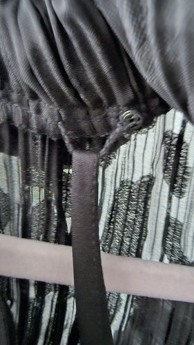 DKNY Damen schwarz Stehkragen Plissee Bluse gerafft ärmellos transparent Größe Small - Bild 5 von 7