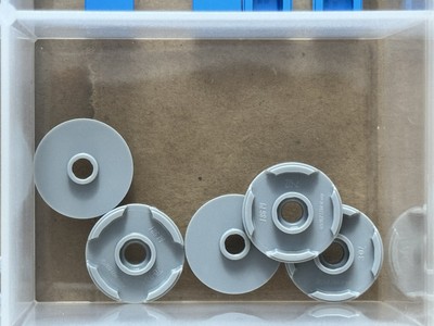 LEGO Parts - Light Bluish Gray Tile, Round 2 x 2 Open Stud - No 18674 - QTY 5