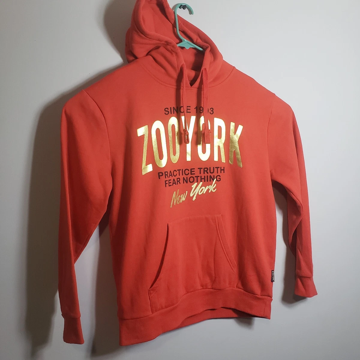 Zoo York New York Fear Nothing Hoodie Men's Size Large Red Script