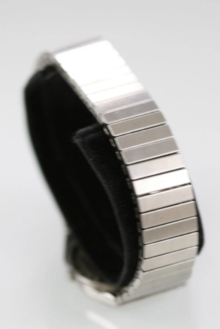 Mens seiko watch with expansion cheap band