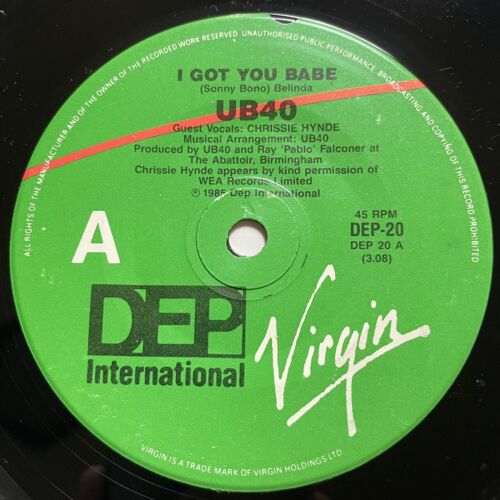 UB40 I Got You Babe Vinyl Record 7” 45 RPM DEP-20 Virgin Records 1985 Original - Foto 1 di 24