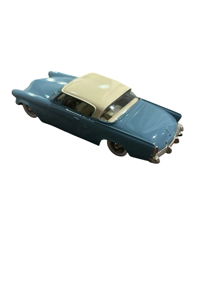 Brooklin 1953 Studebaker Commander Starliner techo rígido  Foto 4 de 4