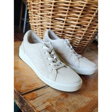 Ryka Viola Classic Lace Up Casual Sneakers Size 8.5 Cream