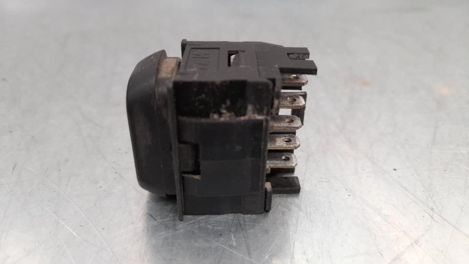 6552Z7 Commande Léve-Glace Avant Droit pour CITROEN XANTIA BREAK 1.9 TD S 813980 - Photo 2/4