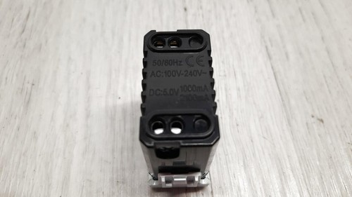Szybka ładowarka Ledlux USB 5 V 2,1A - Zdjęcie 2 z 6