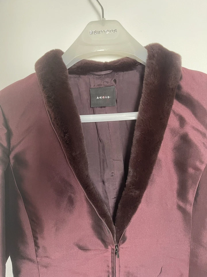 Traje Falda Akris 10 US $4,0k Seda Metálica Borgoña Piel Visón 2 Piezas Italia Foto 4 de 4
