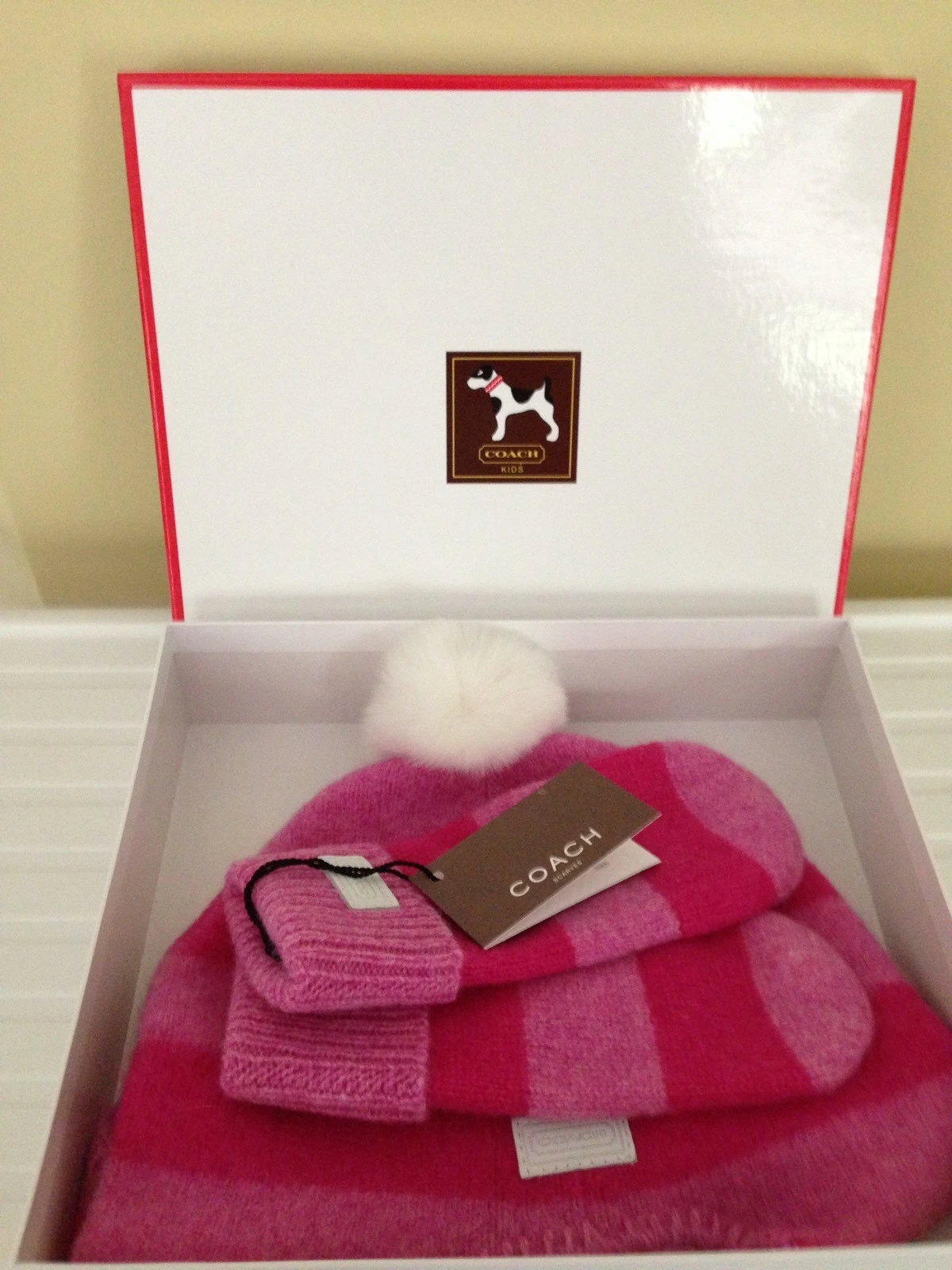 Authentic Coach Girl’s Hat And Mitten Set In Beautiful Presentation Gift Box