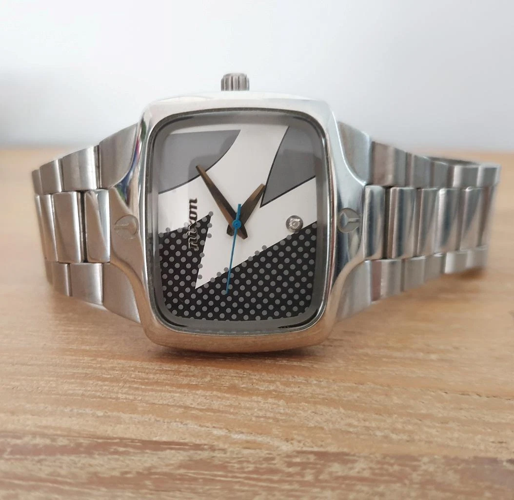 Nixon player top watch diamond real