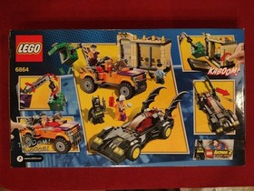 Lego 6864 Batman Batmobile  and the Two-Face Chase - NEW