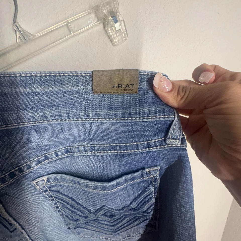 Pantalón vaquero vaquero vaquero vaquero vaquero corte bota Ariat para mujer talla 27s Foto 4 de 4