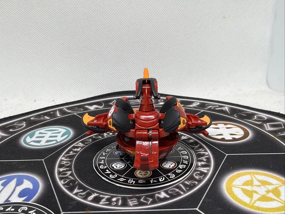 Bakugan Battle Brawlers Pyrus Orbit Helios Hex Spins & Card Painted - Image 3 of 4