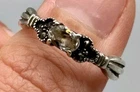 Vtg .925 Sterling Clear Stone Marcasite Ring Ribbed .925 Filigree Fancy Gothic