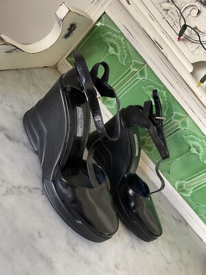 Prada Women's CALZATURE DONNA Spazzolato Leather Black Nero 39 w