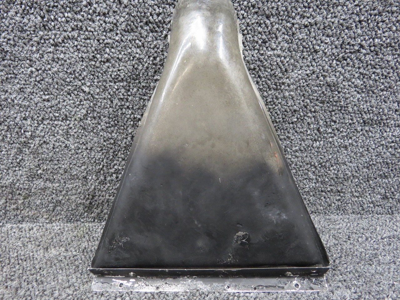 169-554012-9 Beechcraft B24R Windshield Defrost Duct (Cracked)