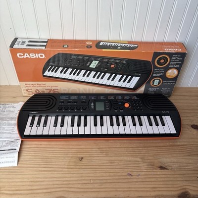 Casio SA-76 44-Key Mini Portable Keyboard   Tested | 100 Tones & 50 Rhythms EUC