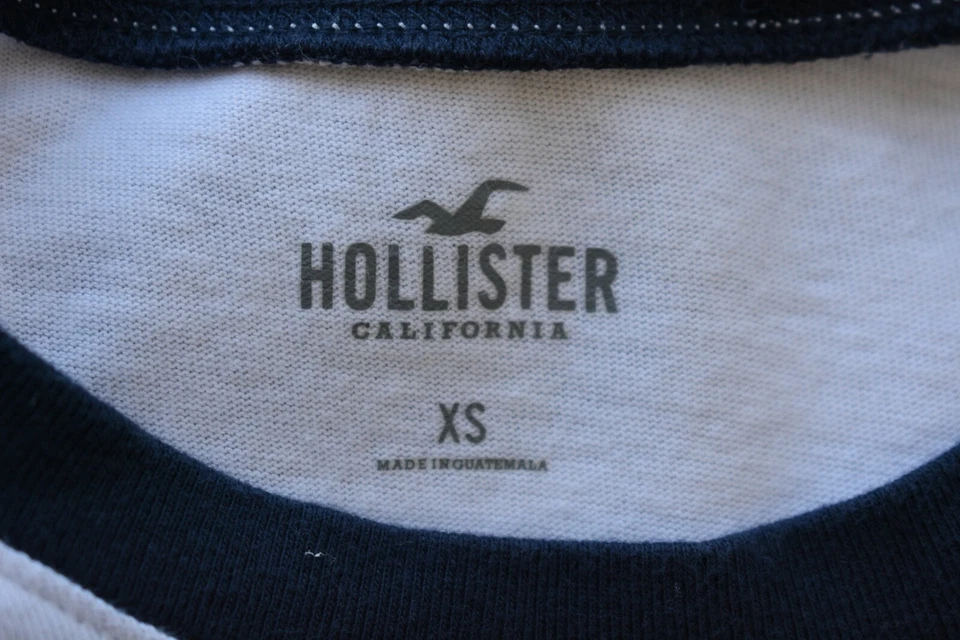 Camiseta Hollister Multicolor Mezcla Algodón Manga Corta Talla XSmall En Oferta Foto 3 de 4