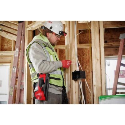 Milwaukee Tool 1'' Insulated Cable Staples MNM1-600 for M12 Stapler