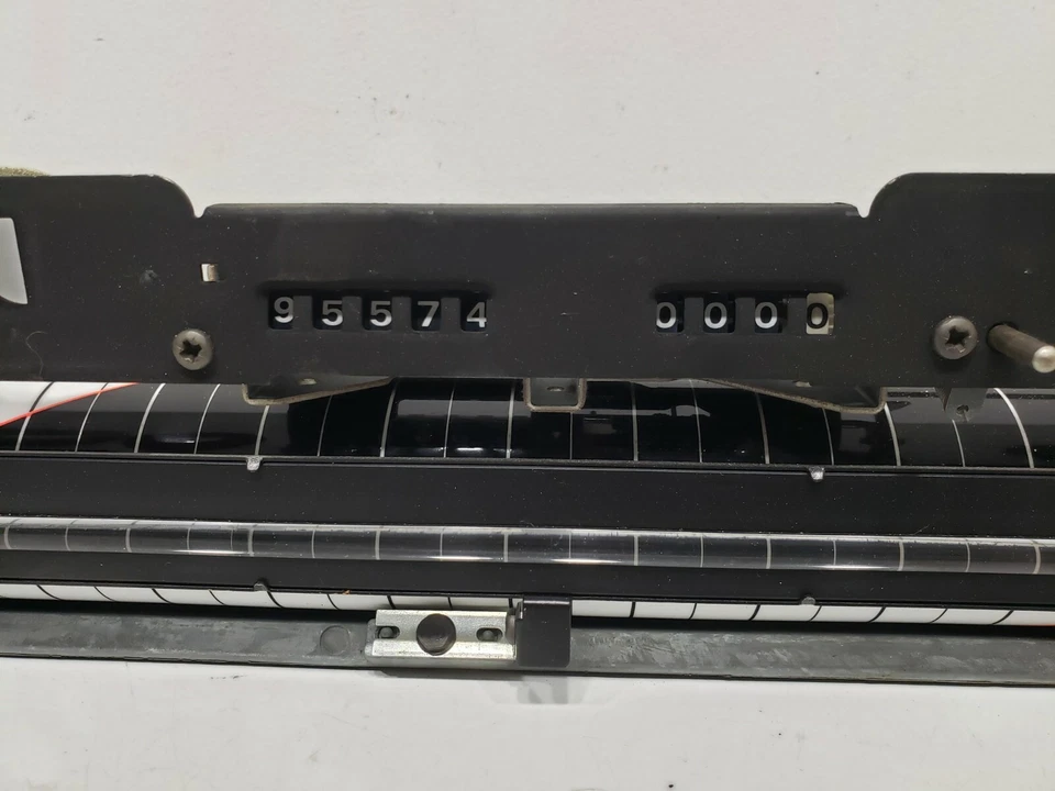 Conjunto Speedo Lincoln Continental Velocímetro Rodante 75-77 USADO Ford  Foto 2 de 4