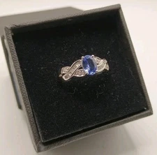14 KTW Gold Tanzanite .85 Ct & Diamond .23 Ctw Oval Ring