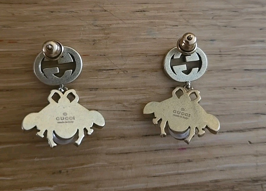 Gucci bee Dangle Earrings with Interlocking GG An… - image 4