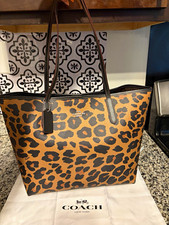 Coach Leopard Print Tote Handbag Brown/Black Snap Closure Lined Inner Pockets
